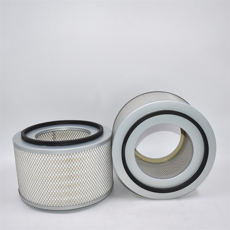 Fleetguard Air Filter AF25758M