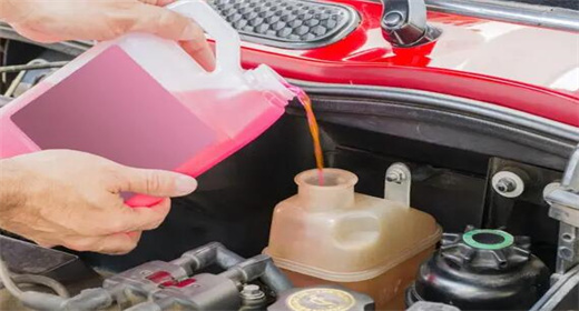 How to check the coolant